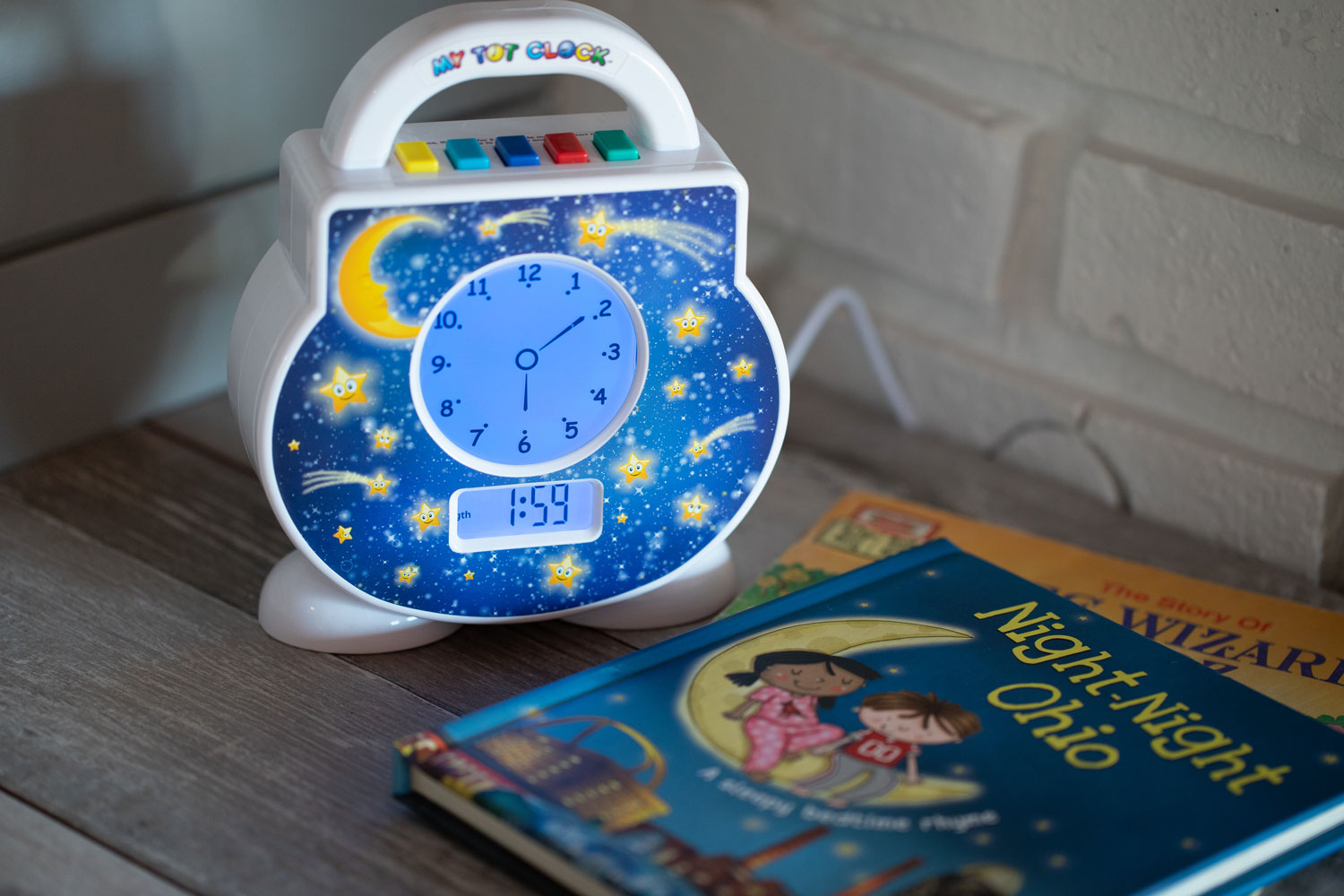 Sleep Training Clock Keeping Your Toddler in Bed Bottles + Banter